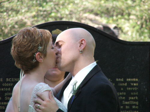 Kiss